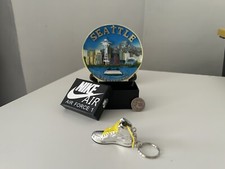 Mini Nike Shoe Keychain Single With Shoe Box Plated Shine Acrylic Color Silver
