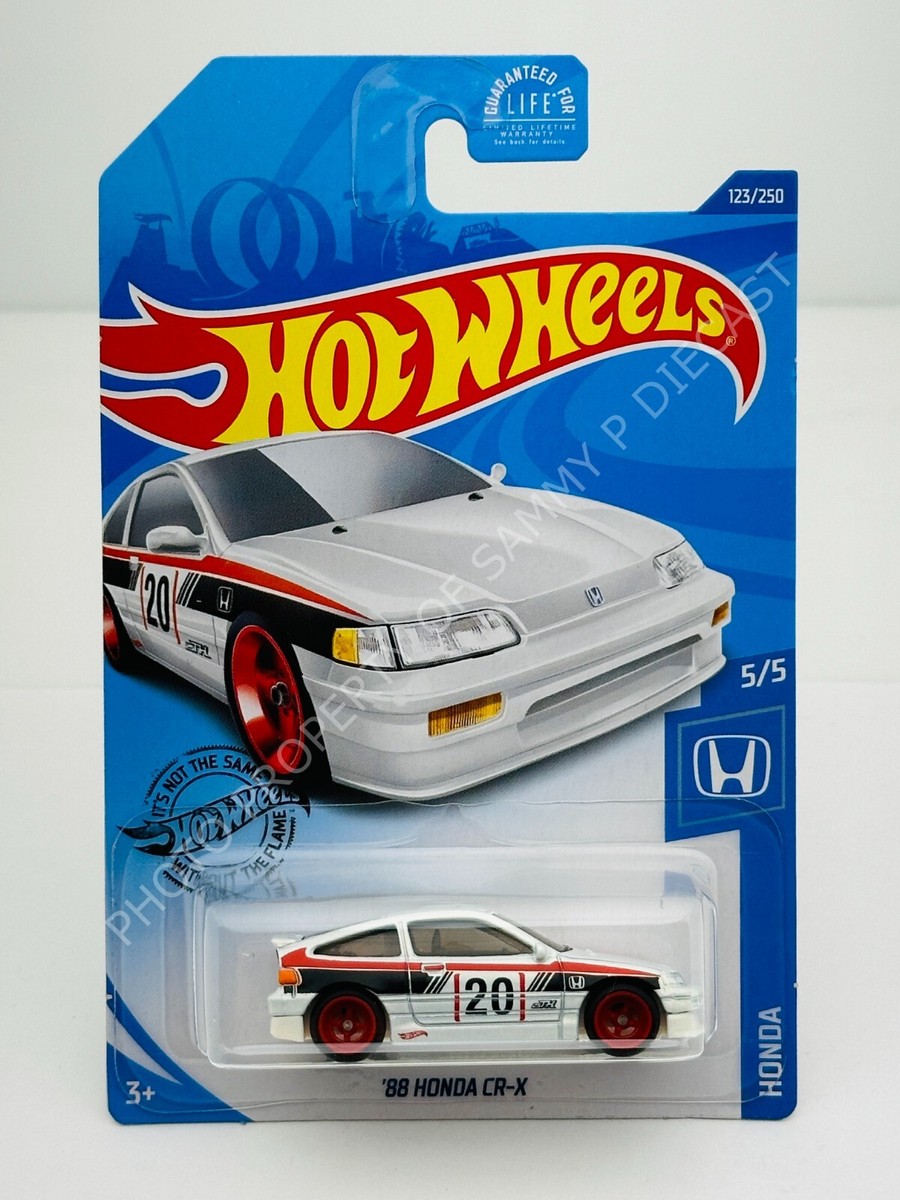 Hot Wheels 2020 SUPER Treasure Hunt 88 HONDA CRX White NEW in