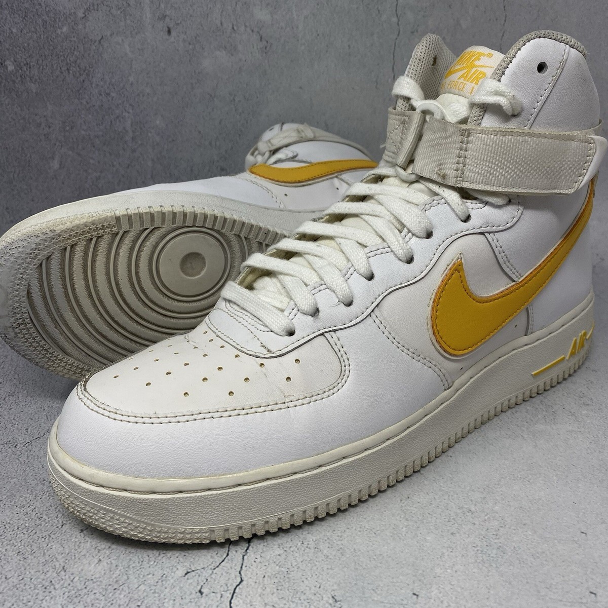 nike air force 1 high university gold