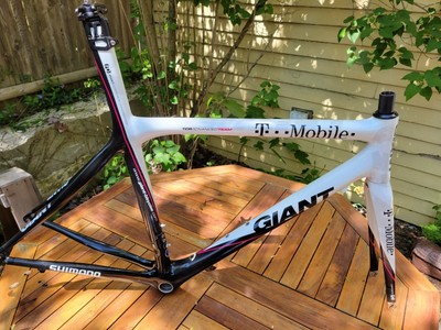 GIANT T-Mobile TCR ADVANCED TEAM Medium 