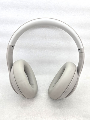 Beats Studio Pro Wireless Over Ear Headphones Sandstone FAST FREE SHIPPING b