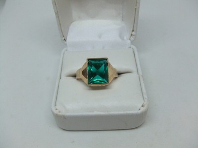 Men's 10k y.g. lab created emerald ring size 10.5