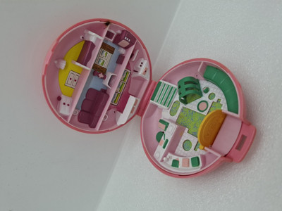 Polly Pocket Buttons Animal Hospital Dose