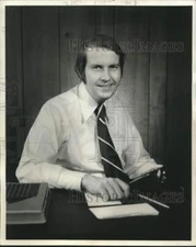 1976 Press Photo Harwood "Woody" Koppel, Board Member O.P.S.B. - nob47624