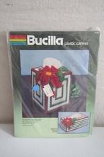 Bucilla 3D Poinsettia Tissue Box Cover Plastic Canvas Kit Vintage 90s 61042 New