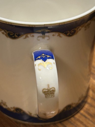 Queen Elizebeth II 90th Birthday Commemorative Fine China By Royal Crest - Picture 5 of 7