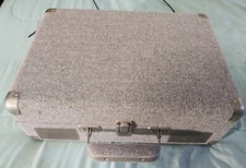 Victrola portable record player-VBC-45058 EXC. CONDITION WORKS PERFECTLY!