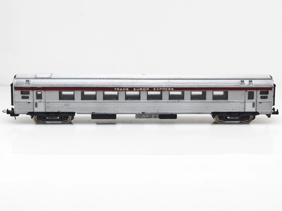 Lima HO with Vintage Model Railroad Passenger Cars for sale | eBay