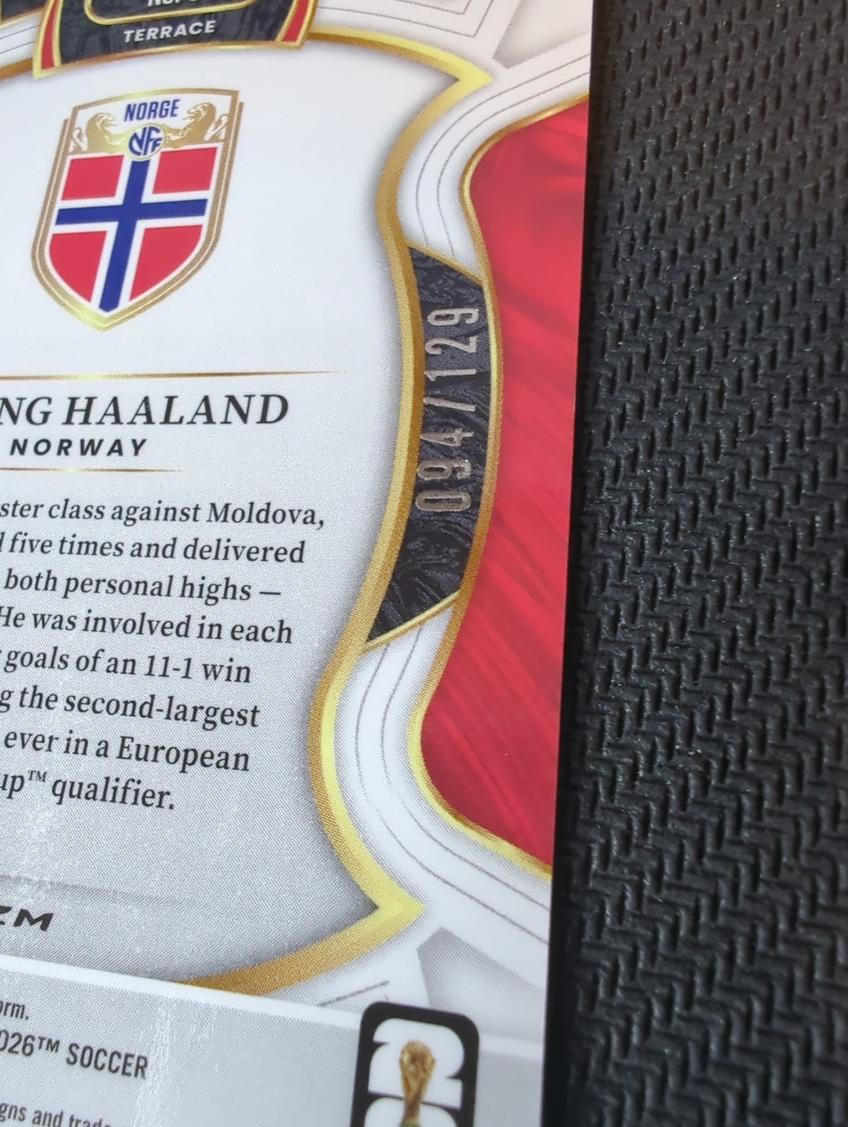 2025-26 Panini Select Road To Fifa WC Erling Haaland #9 Terrace White Ice /129 view 3