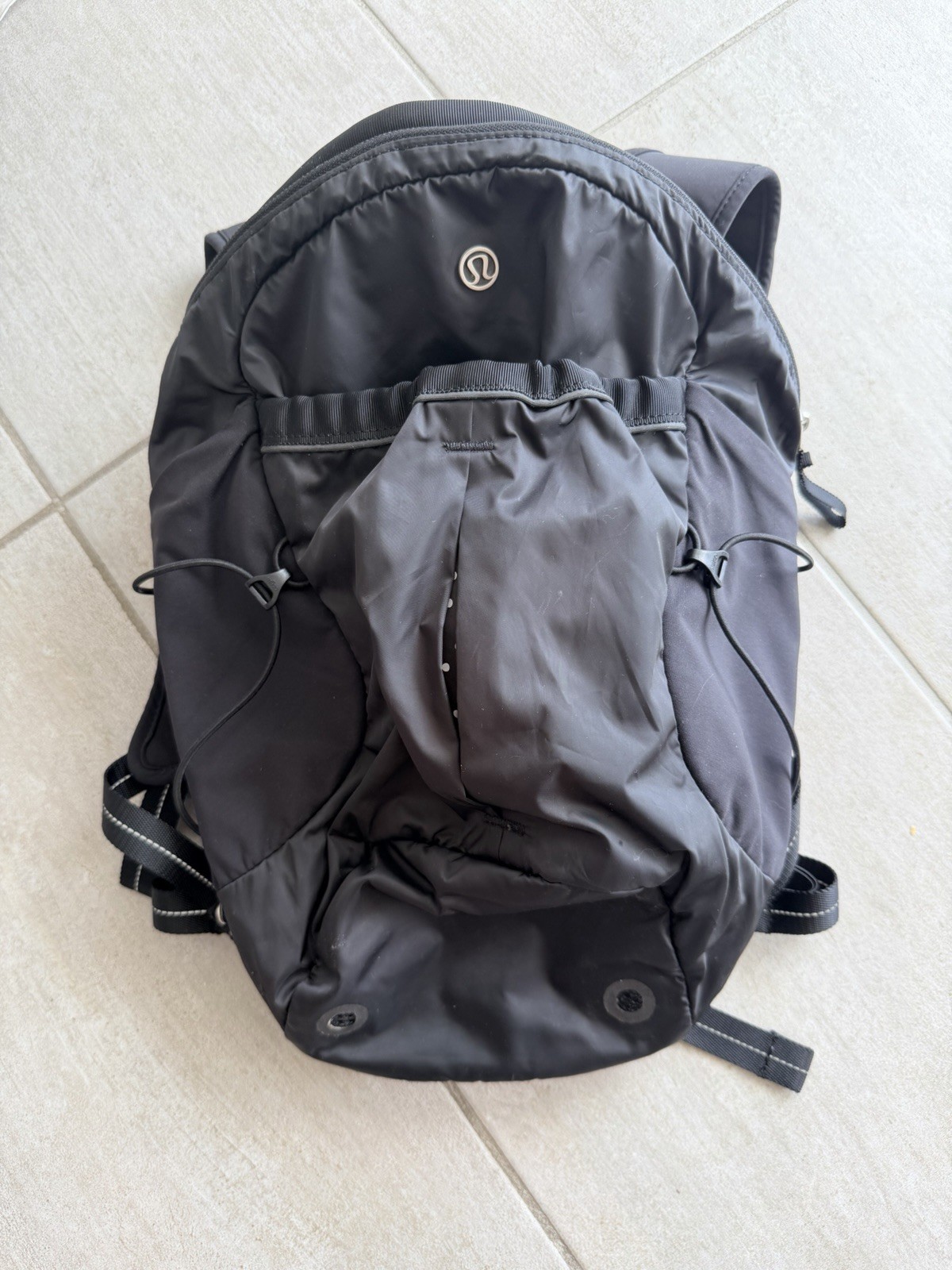 Lululemon Running Backpack Lightweight Trail Run … - image 1