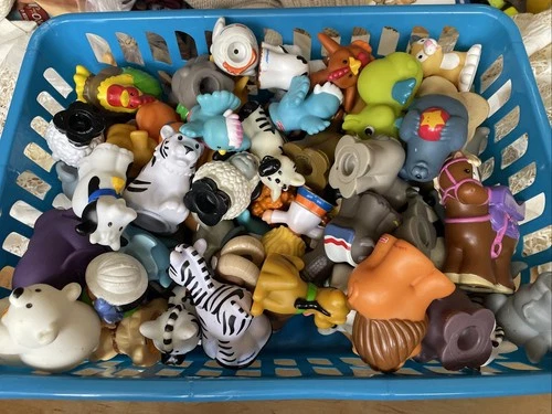 VTG 68 Figures, People, Animals Fisher Price, Little Tikes, Munchkin, ZooTalkers