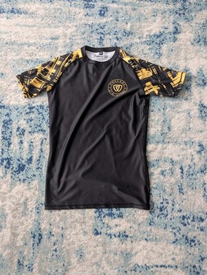 Phalanx Rash Guard Mens Large Short Sleeve (Never Been Worn)