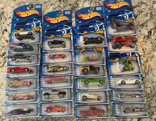 Hot Wheels Lot of 25 First Edition 2001 Vehicles NIP Scale 1:64