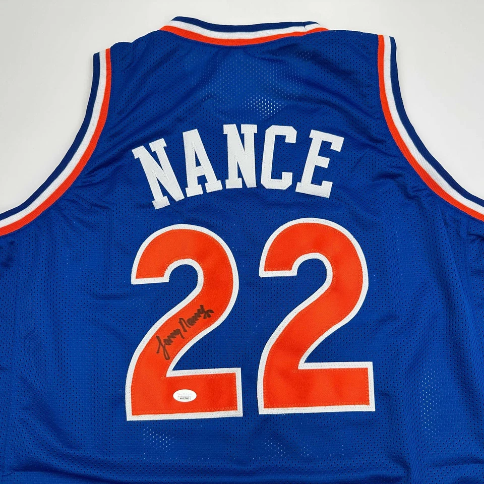 Camiseta de basquete azul autografada/assinada Larry Nance Cleveland certificado de autenticidade JSA - Imagem 2 de 4