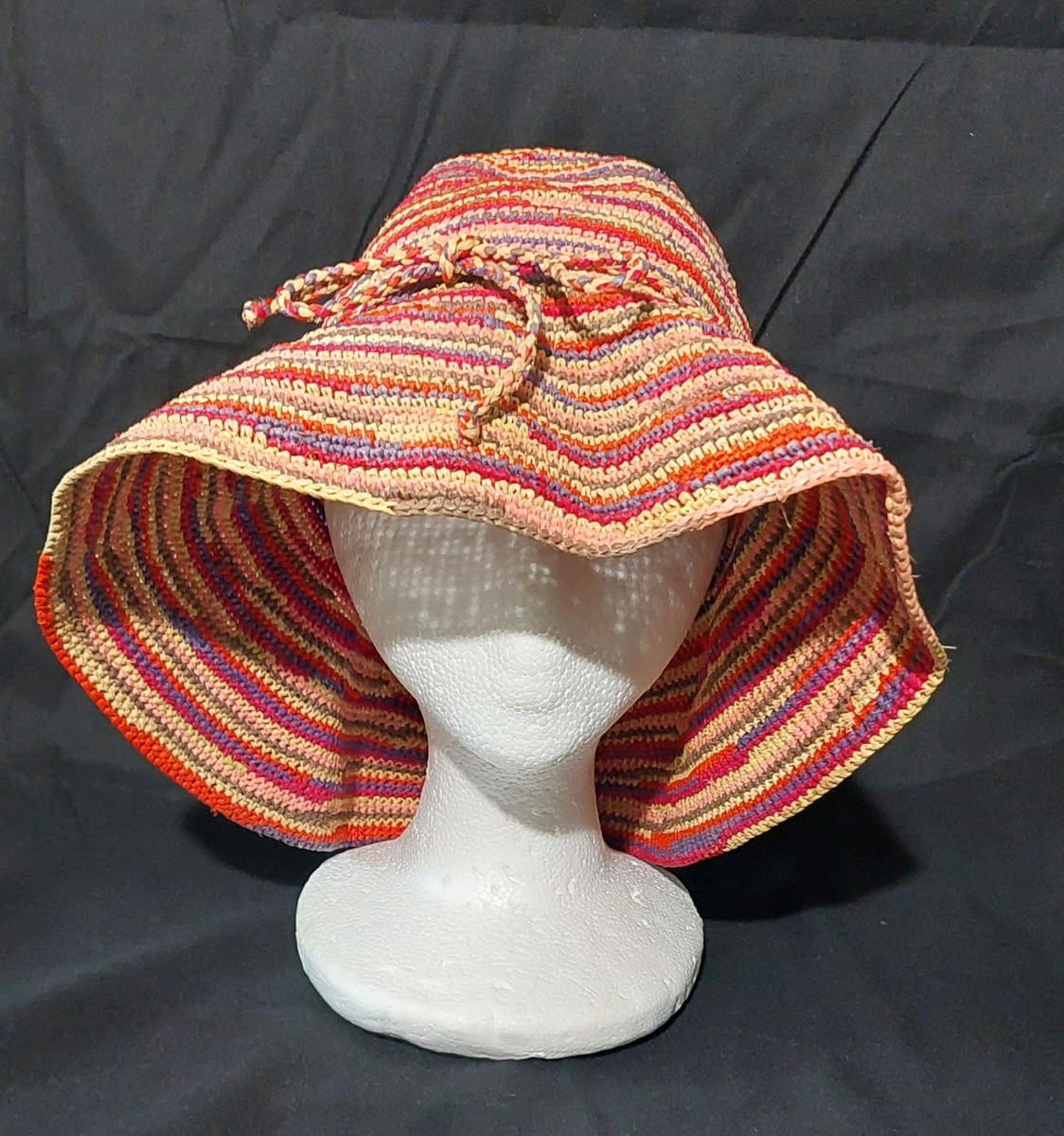 Madagascar Hat Co Red Raffia Bucket Hat Sz M Foldable Travel. EUC