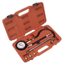 Outils pour service moteurnika