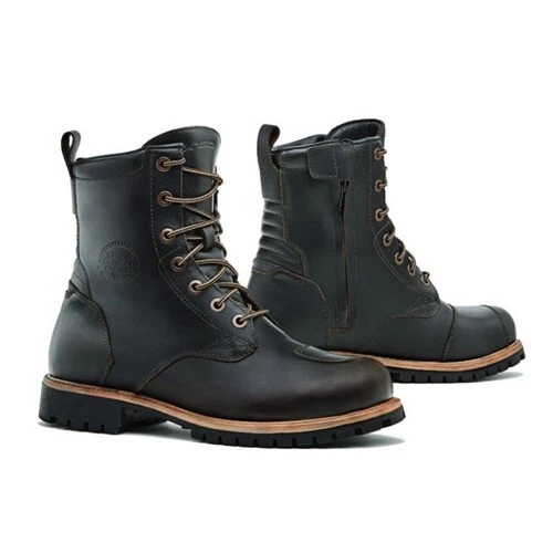 Scarpe da moto : Dafy Moto, vendita online di scarpe da moto per uomo e