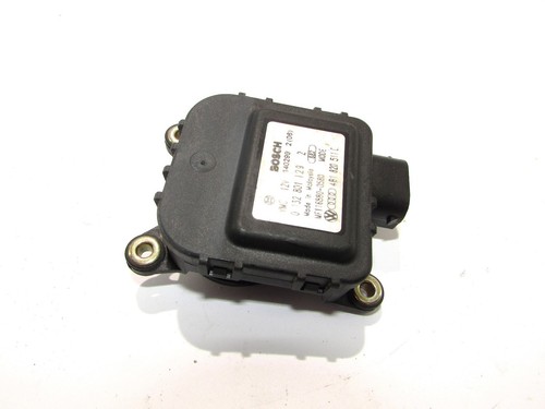 Audi A6 C5 4B Climate Control Flap Motor BOSCH 0132801129 4b1820511c