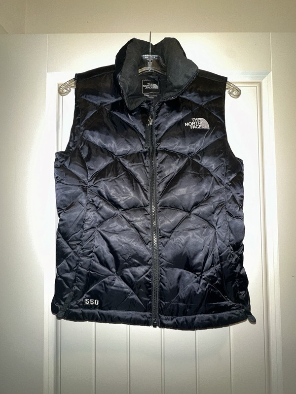 The North Face Women Down Fill 550 Vest Puffer Size XS Black Zip Up Jacket