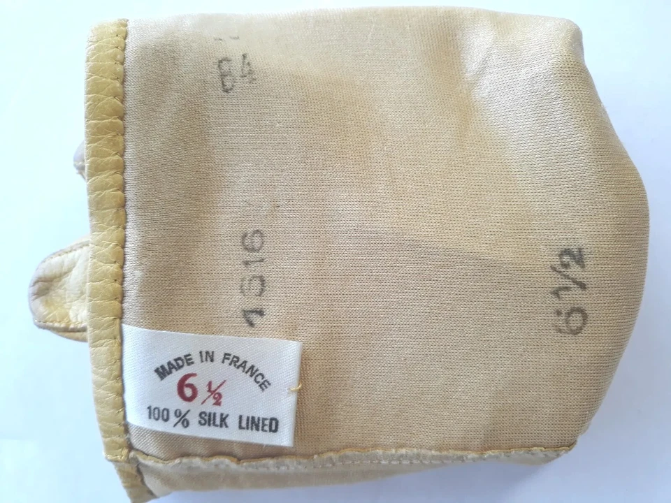 Guantes de cuero franceses para niños para mujer forrados de seda amarillos hechos en Francia vintage  Foto 3 de 4