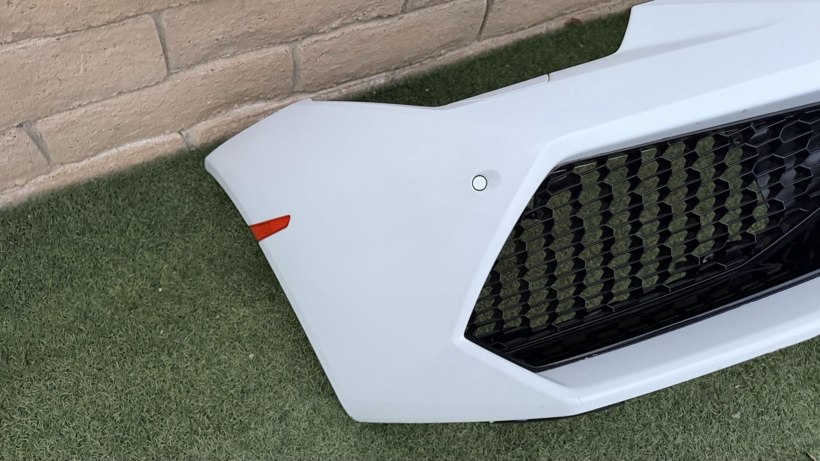Lamborghini Huracan LP610-4 Front Bumper Cover Skin Assembly OEM