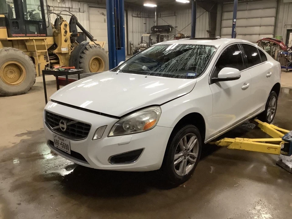 Caja de fusibles motor S60 compatible con 12-13 VOLVO 60 SERIES 337248 Foto 4 de 4