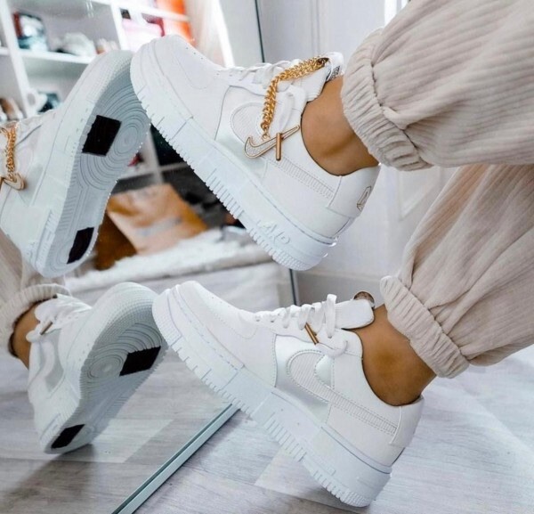 Nike Wmns Air Force 1 Pixel 'White Gold Chain' US Wmns 9.5 Nike Wmns Air Force 1 Pixel 'White Gold Chain' US Wmns 9.5