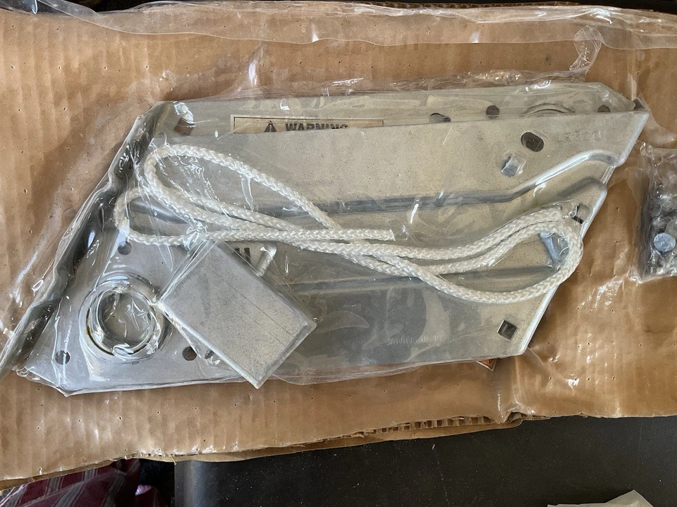 Kit de herrajes para puertas enrollables Foto 2 de 4