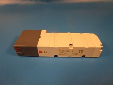 USED SMC VQC4100-5, Solenoid Valve, plug-in, 5-PORT