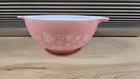 Pyrex 442 Pink Gooseberry 1.5 qt Cinderella Mixing Bowl
