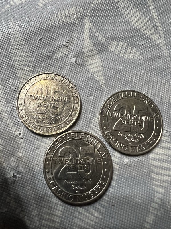 3 Vintage Casino Niagara 25 Cents Gaming Tokens Niagara Falls Ontario RWM And OC