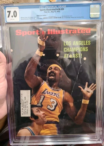 CGC 7.0--1972 WILT CHAMBERLAIN SPORTS ILLUSTRATED--LAKERS--NEWSSTAND--LOW Pop