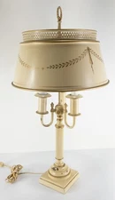 Vintage Decorative French Style Off-white Tole Metal Table Lamp