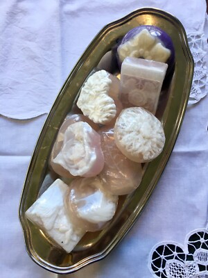 Isla Rose Honeysuckle Jasmine Soap - Small (3oz)