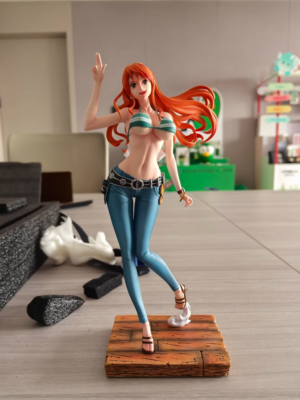 C2 Studio One Piece Nami Statue PU In Stock POP Scale Painted A