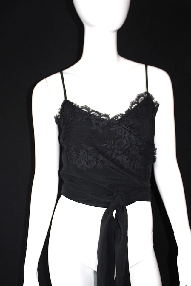 Moschino Couture! Blusa de renda de seda preta vintage alças de espaguete 6/8 - Imagem 2 de 4