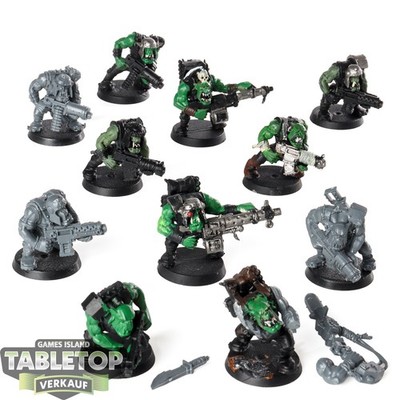 Orks - 11x Ork Boyz - bemalt