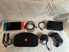 Nintendo Switch MINT - w/ Official Pro Controller & Carrying Case FREE SHIPPING