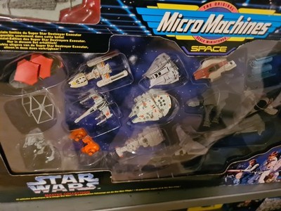 Star Wars Micro Machines 19 Raumschiffe oder Fahrzeuge neu und original verpackt