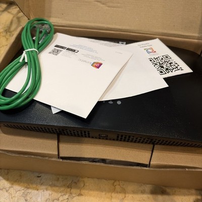 Sagemcom Fast 5380 DSL Gateway Wireless Router with power supply NEW