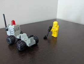 Vintage (1983) LEGO Classic Space set 6823 Surface Transport - RARE