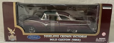 ROAD LEGENDS フォード フェアレーン クラウン・ビクトリア 1/18 s-l400.jpg