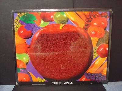 Vintage 1993 Magic Eye Style 3D Stereogram Artwork Poster  THE BIG APPLE 