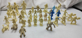 Vintage Marx Playset Street Scene & Workers Figures w/ Roy Rogers Ranch Kid