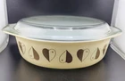 Pyrex Vintage #045 Casserole with Lid 2.5 Qt Golden Hearts Pattern