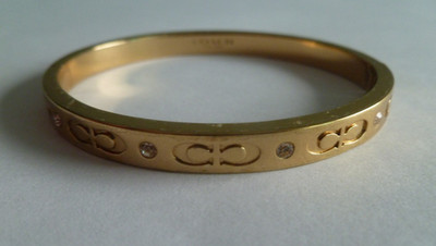 Coach Damen Kissing C Scharnier Armreif Armband Schmuck mit Strass - Gold