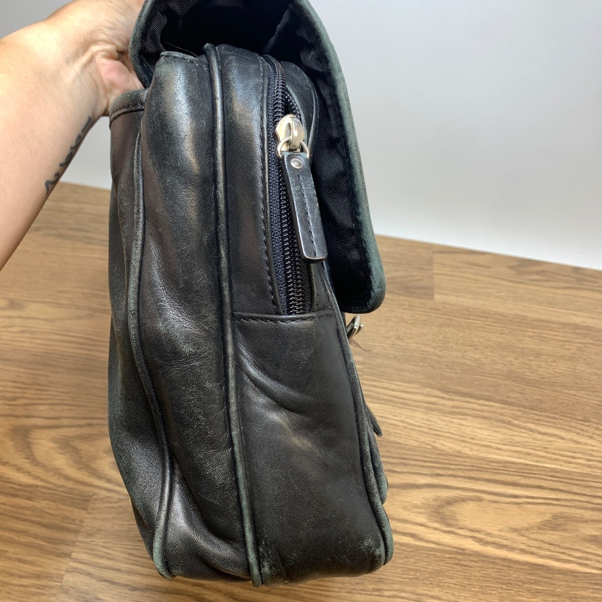 Vintage Coach Black Leather Laptop Briefcase Shoulder Bag J23-5237