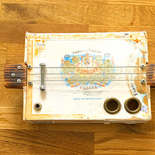 Handmade 3-String Cigar Box Guitar, Wood Body Multicoloured Right-Handed