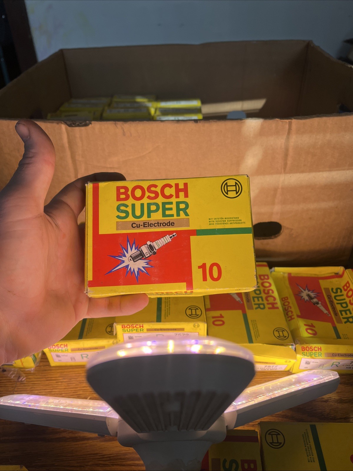 Lot of 10 Bosch Super Spark Plug FR10DCX 0242219519 7563 Germany 1.10 mm SEALED
