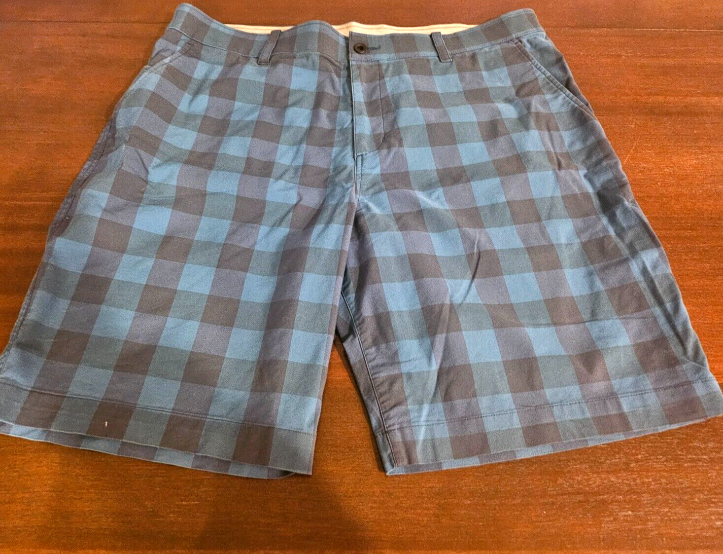 Nike Men's Golf Shorts adult size 38 Blue plaid Medium Golf Performance Stretch